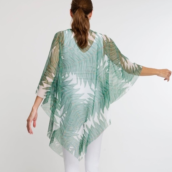 Ala von Auersperg Artemisia Mesh Poncho In Queen Palm - Picture 3 of 10
